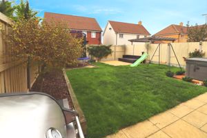 RUBENS CLOSE- click for photo gallery